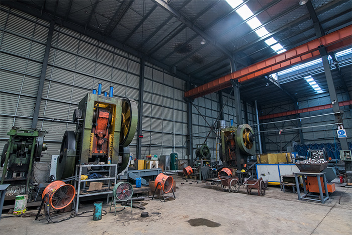 胶州网架配件-锥头加工车间